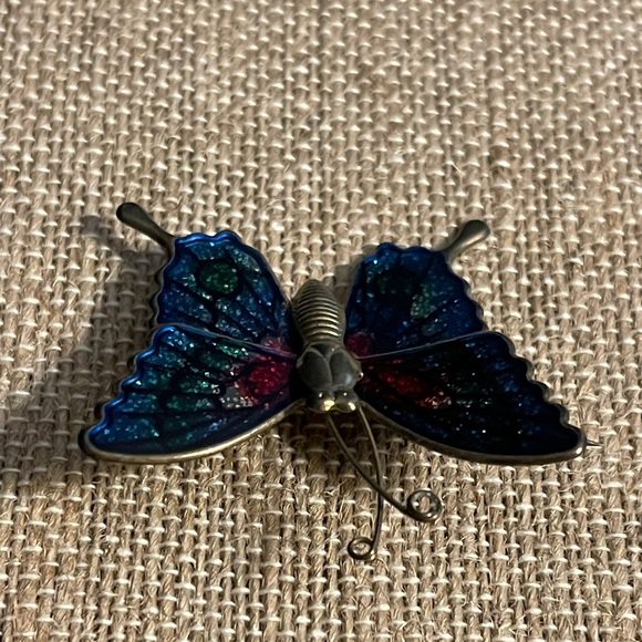 Vintage enamel painted Butterfly Brooch - Picture 2 of 4
